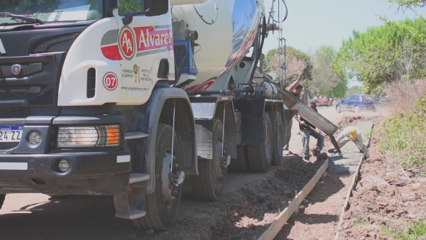 Continúan las obras en los barrios