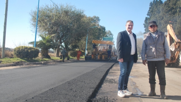 Comenzó la etapa de pavimentación de Av. Gervaso