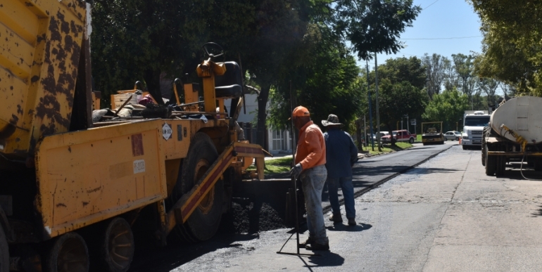 Seguimos asfaltando los barrios